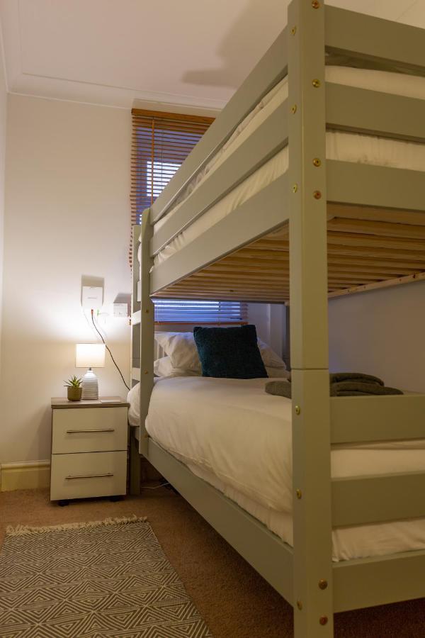 Kings Apartment Chester Exterior photo
